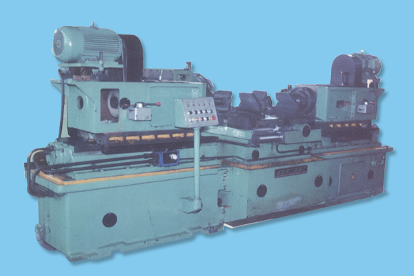 農用車(chē)左右半軸(zhóu)套管加工(gōng)組合機床(chuáng)